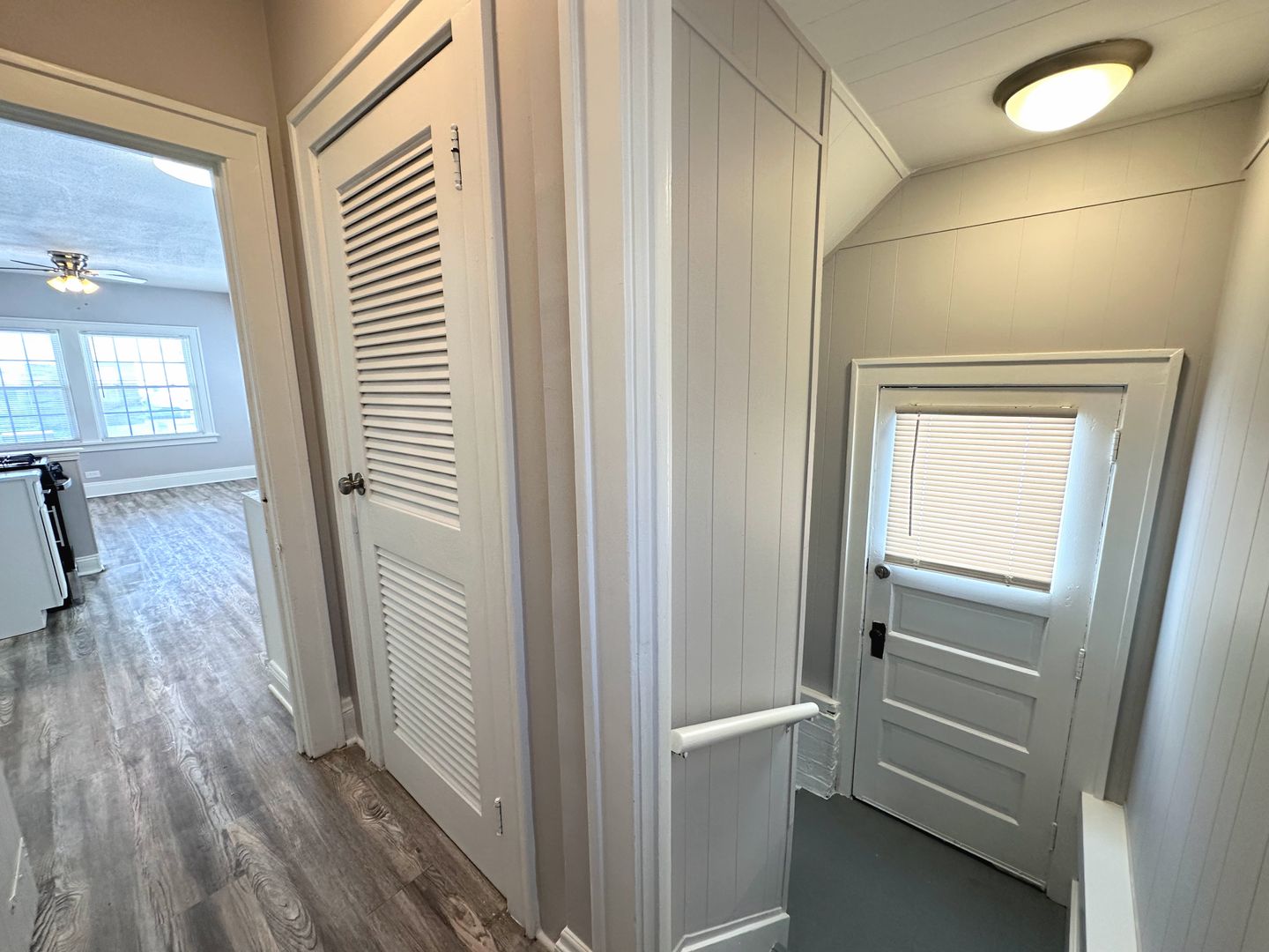 2 Bed & 1 Full Bath Ranch w/ Basement for Rent! Image