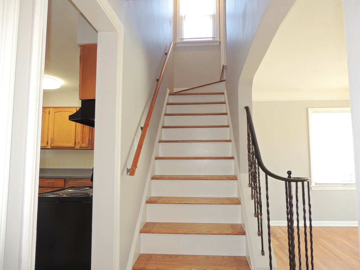 3 Bed – 2 Full Bath Cape Cod for Rent in Euclid, Ohio! Image