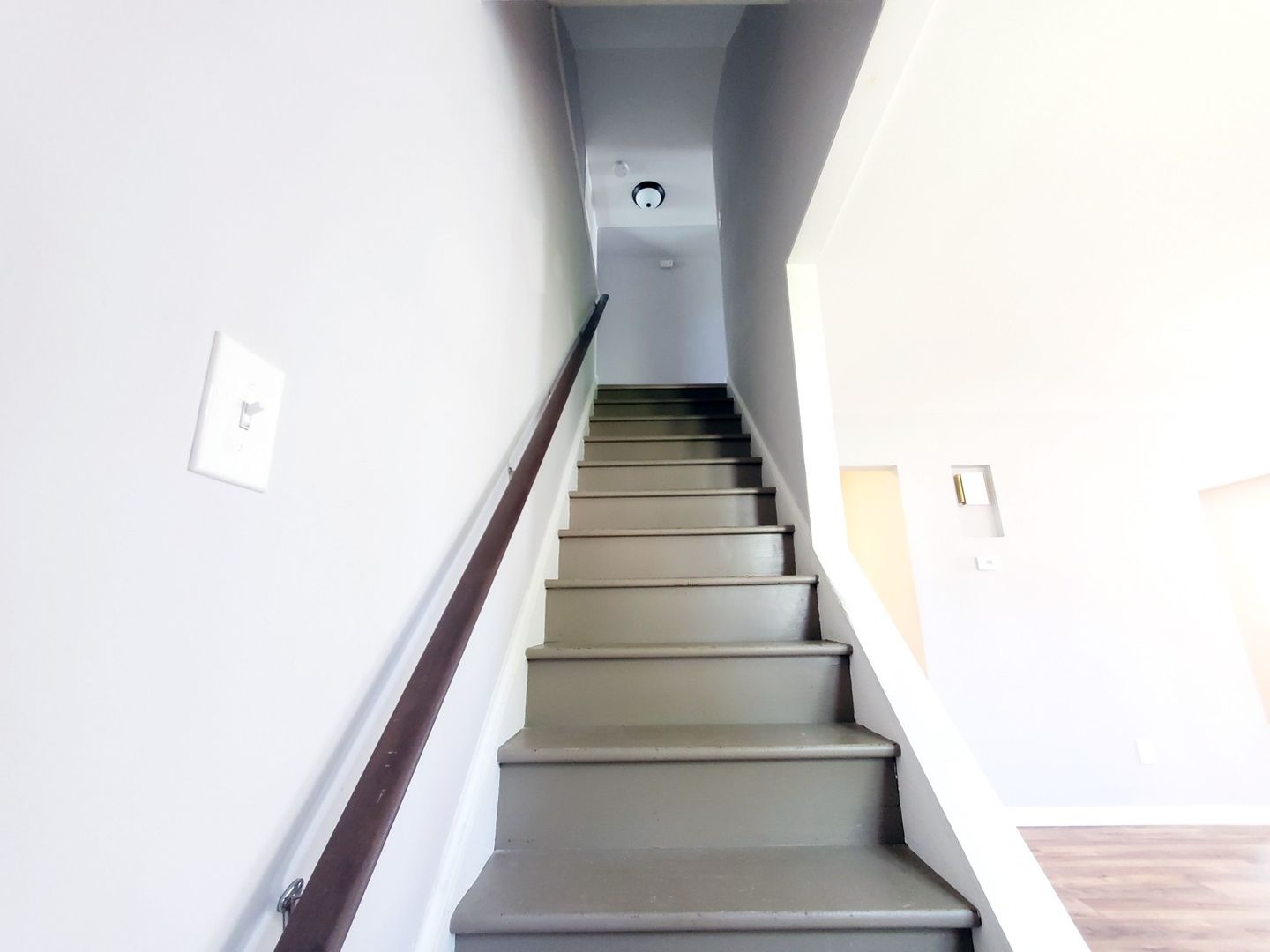 3 Bed – 1 Bath Cape Cod for Rent in Euclid Image