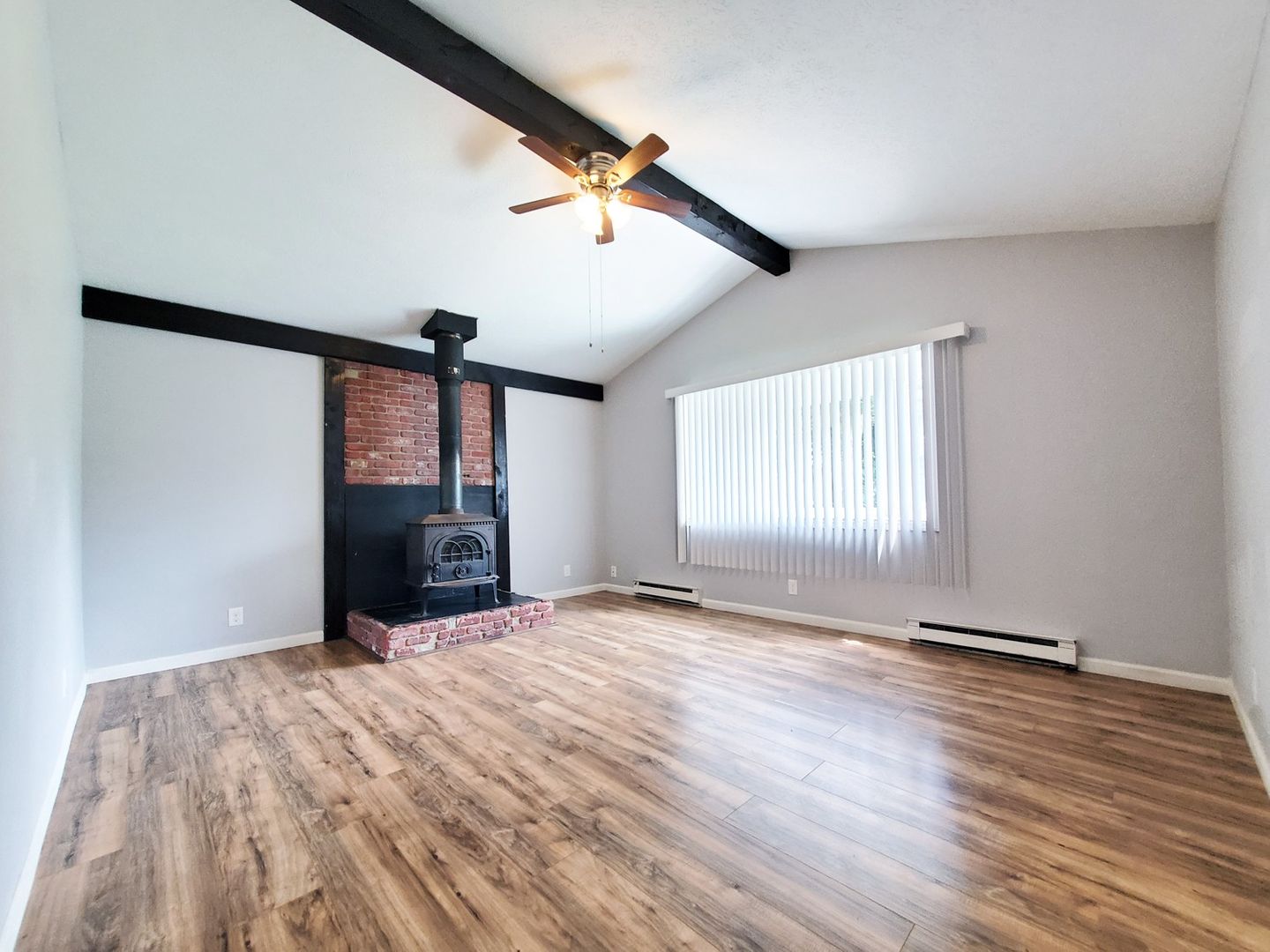 3 Bed – 1 Bath Cape Cod for Rent in Euclid Image