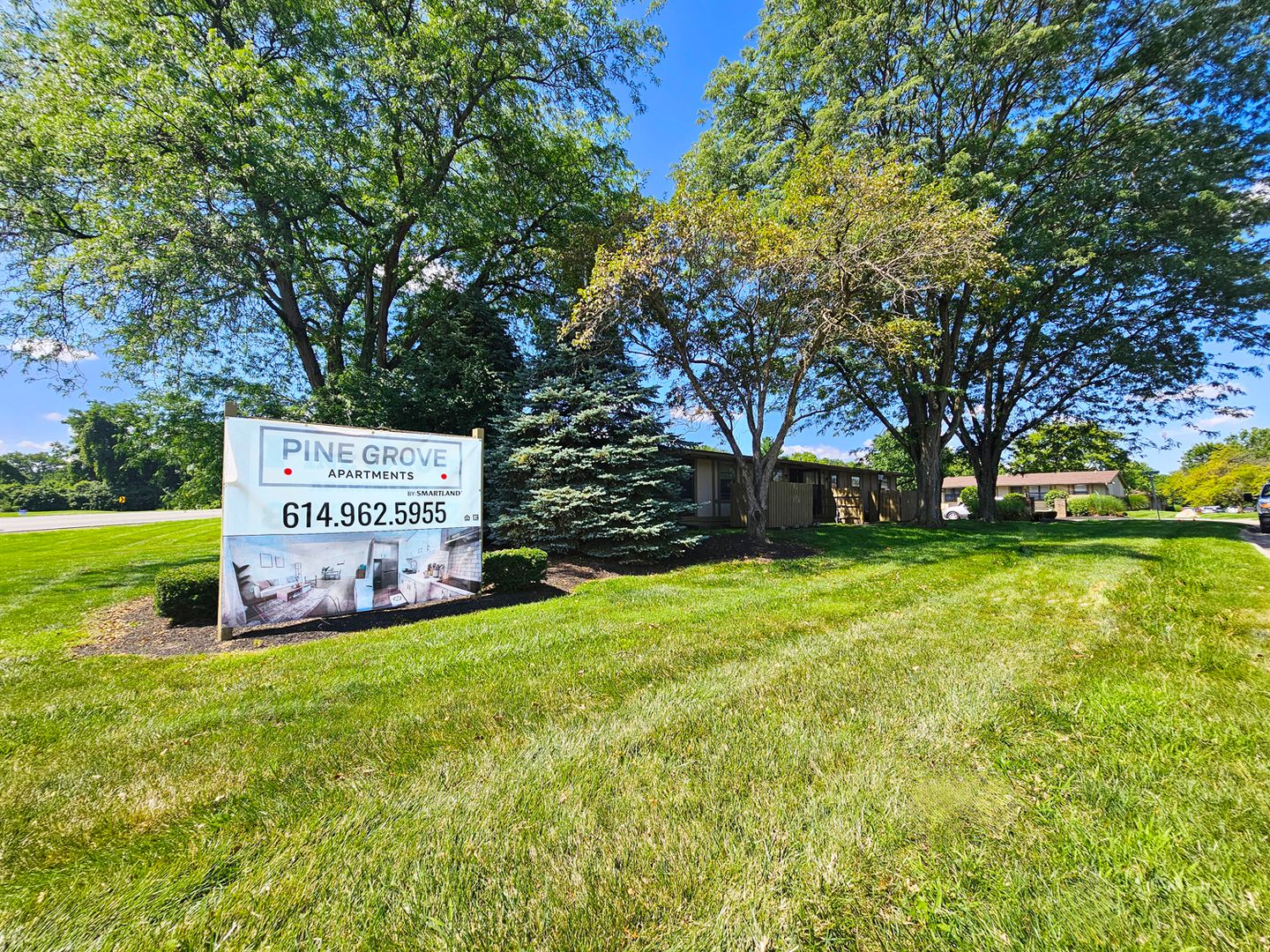 2 Bed and 2 Bath Apartments with In-Unit Laundry for Rent | Completely Renovated Image