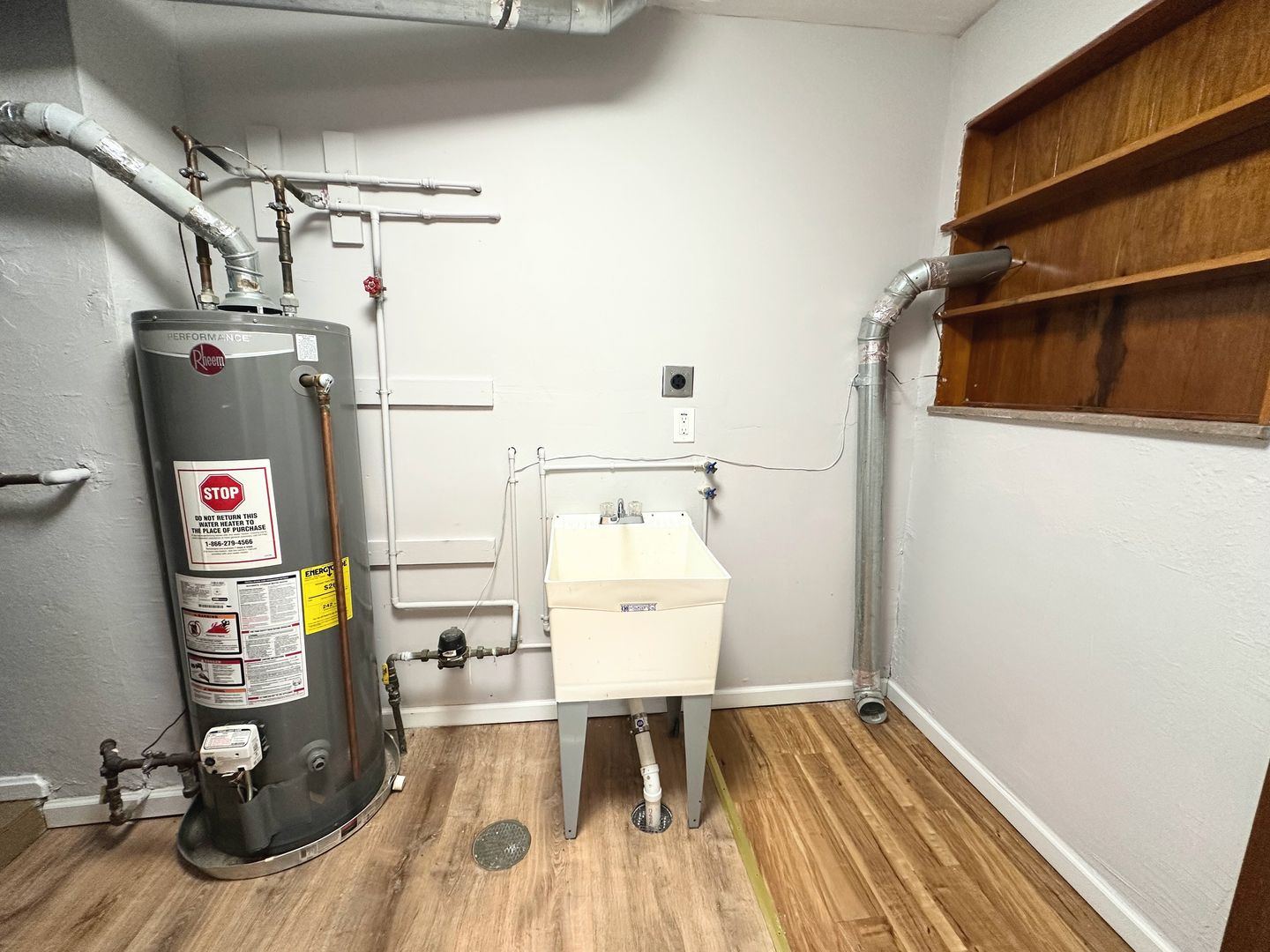 4 Bedroom Bungalow for Rent! Euclid, Ohio Image