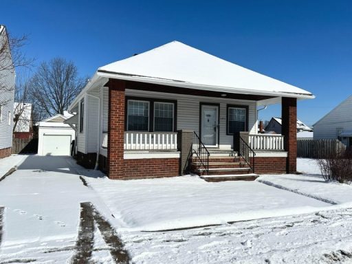 2 Bed & 1 Full Bath Ranch w/ Basement for Rent!