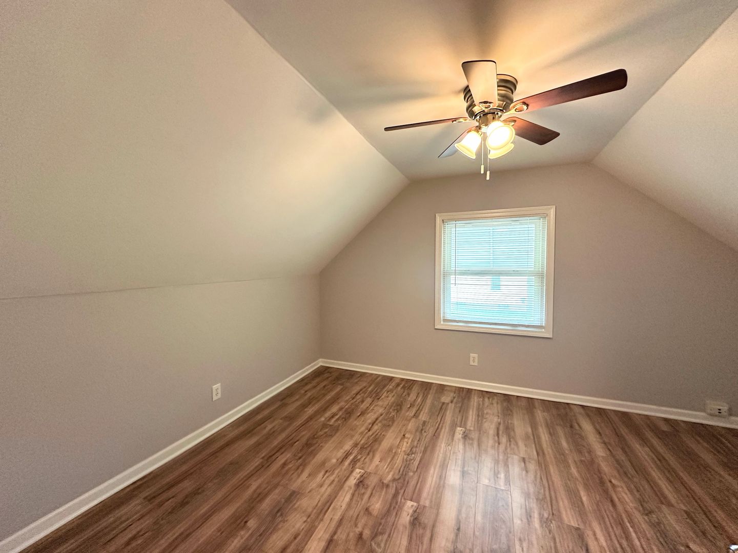 4 Bedroom Bungalow for Rent! Euclid, Ohio Image