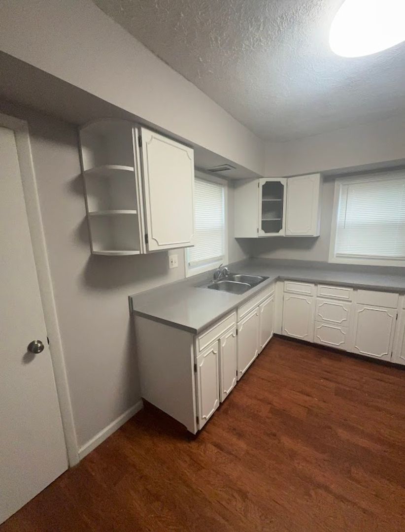 3 Bed – 1.5 Bath Colonial for Rent in Cleveland Heights! Image