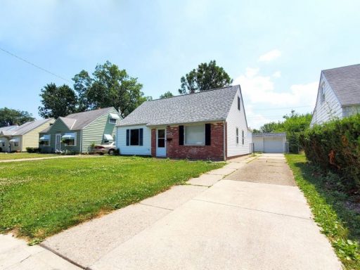 3 Bed – 1 Bath Cape Cod for Rent in Euclid