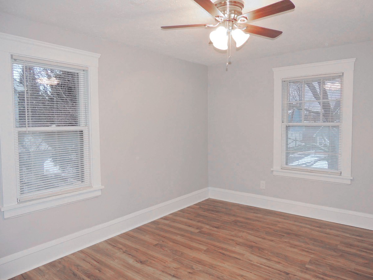 Gorgeous & Completely Rehabbed 3 Bed – 1.5 Bath Colonial for Rent! Image