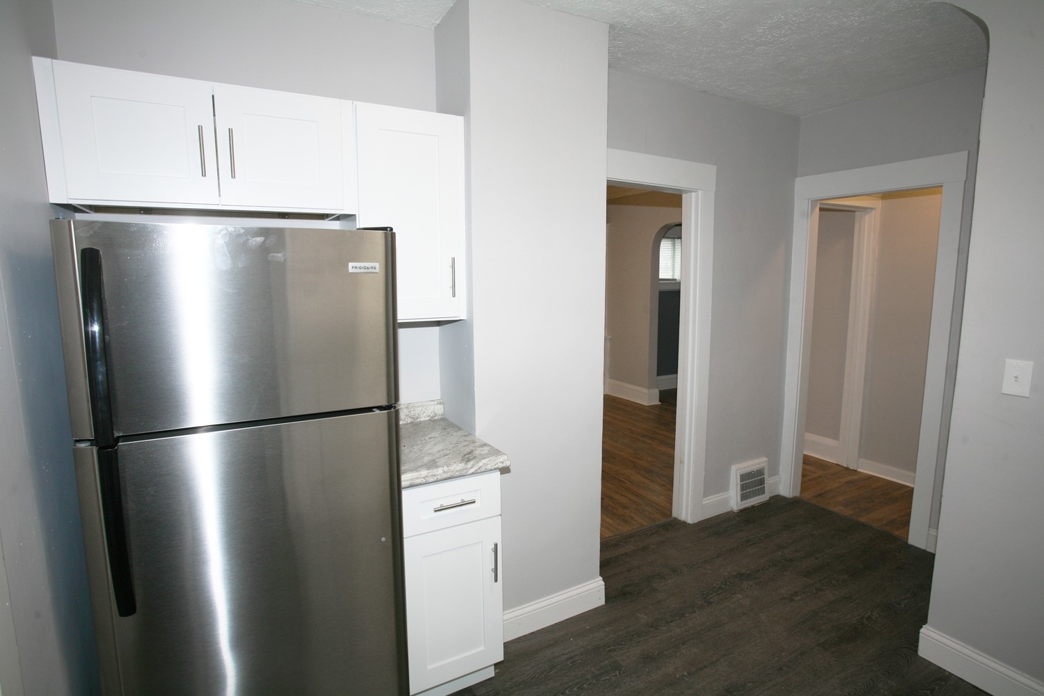 Gorgeous & Completely Rehabbed 3 Bed – 1.5 Bath Colonial for Rent! Image