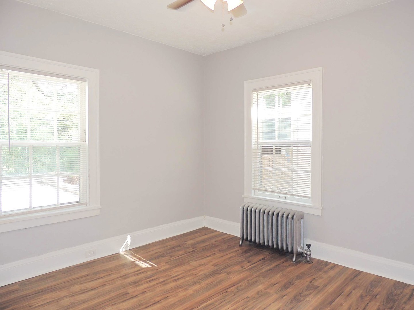 3 Bed – 1 Bath First-Floor Unit for Rent in Cleveland Heights! Image