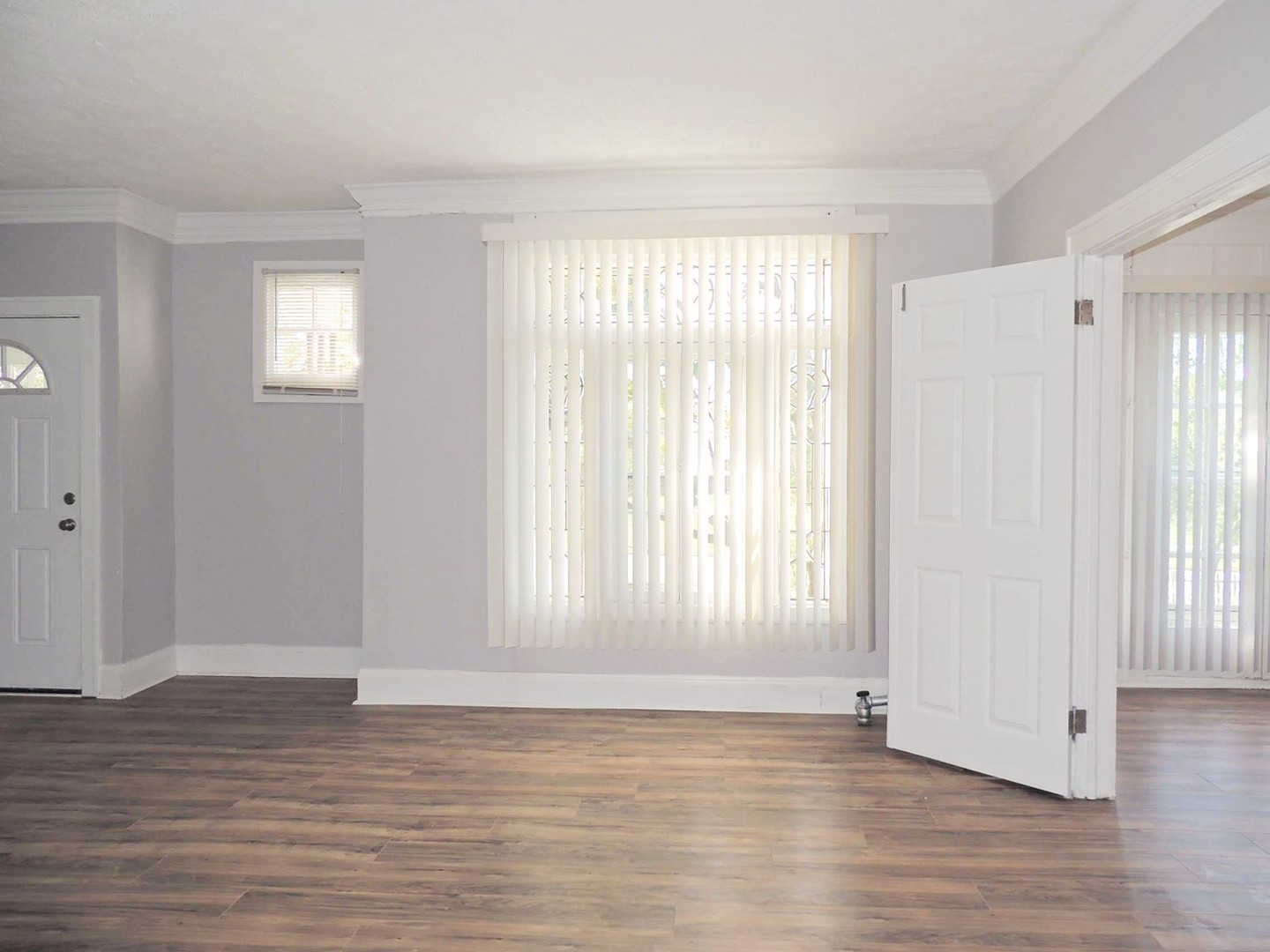 3 Bed – 1 Bath First-Floor Unit for Rent in Cleveland Heights! Image