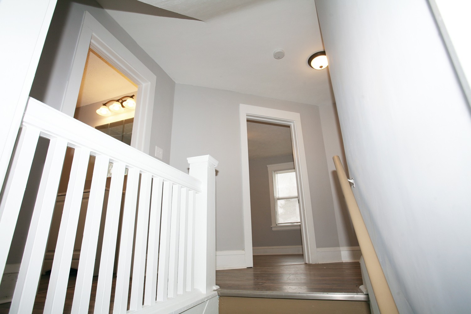 Gorgeous & Completely Rehabbed 3 Bed – 1.5 Bath Colonial for Rent! Image
