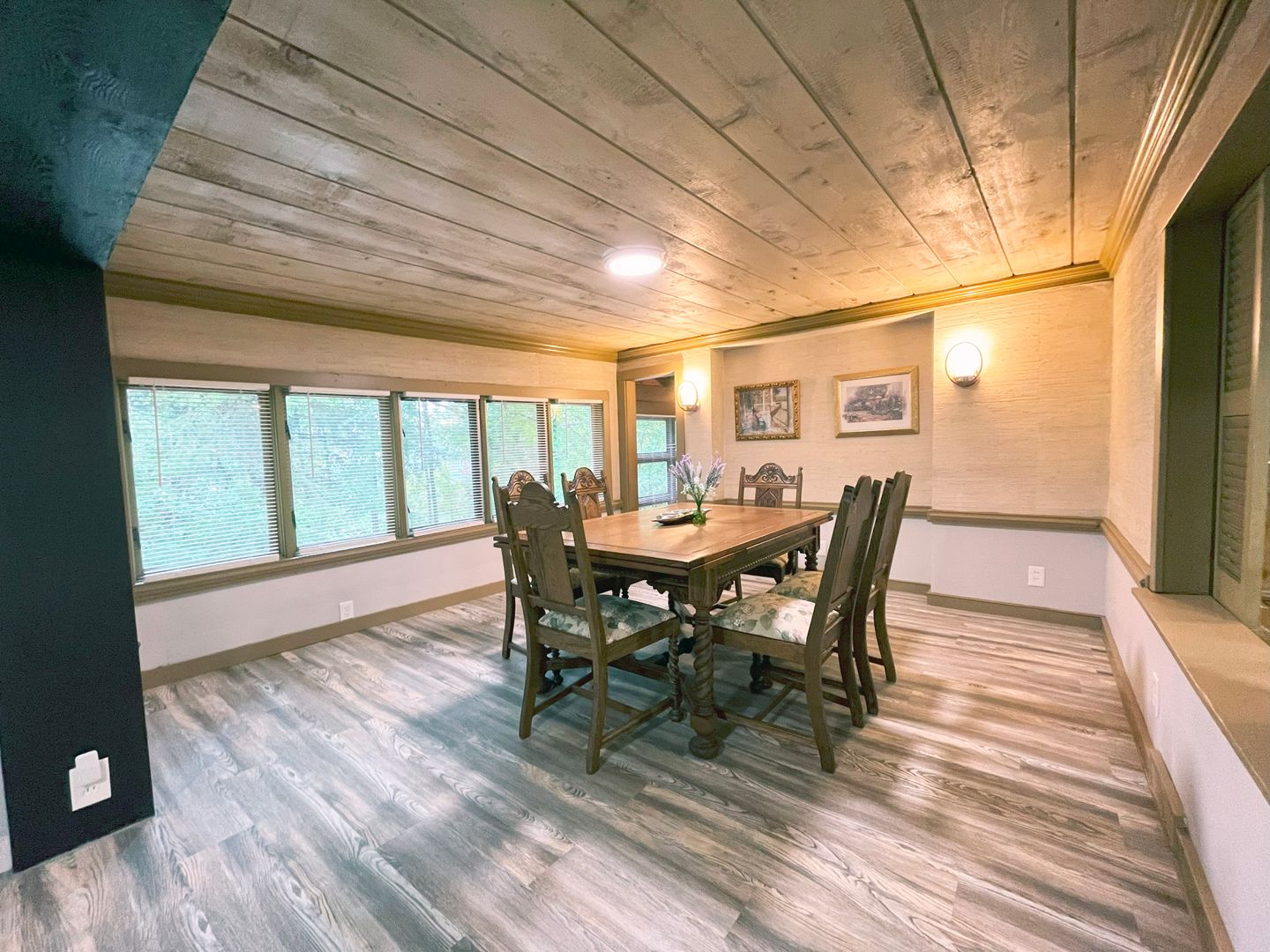 3 Bed – 2.5 Bath Duplex Unit for Rent in Cleveland Heights! Image