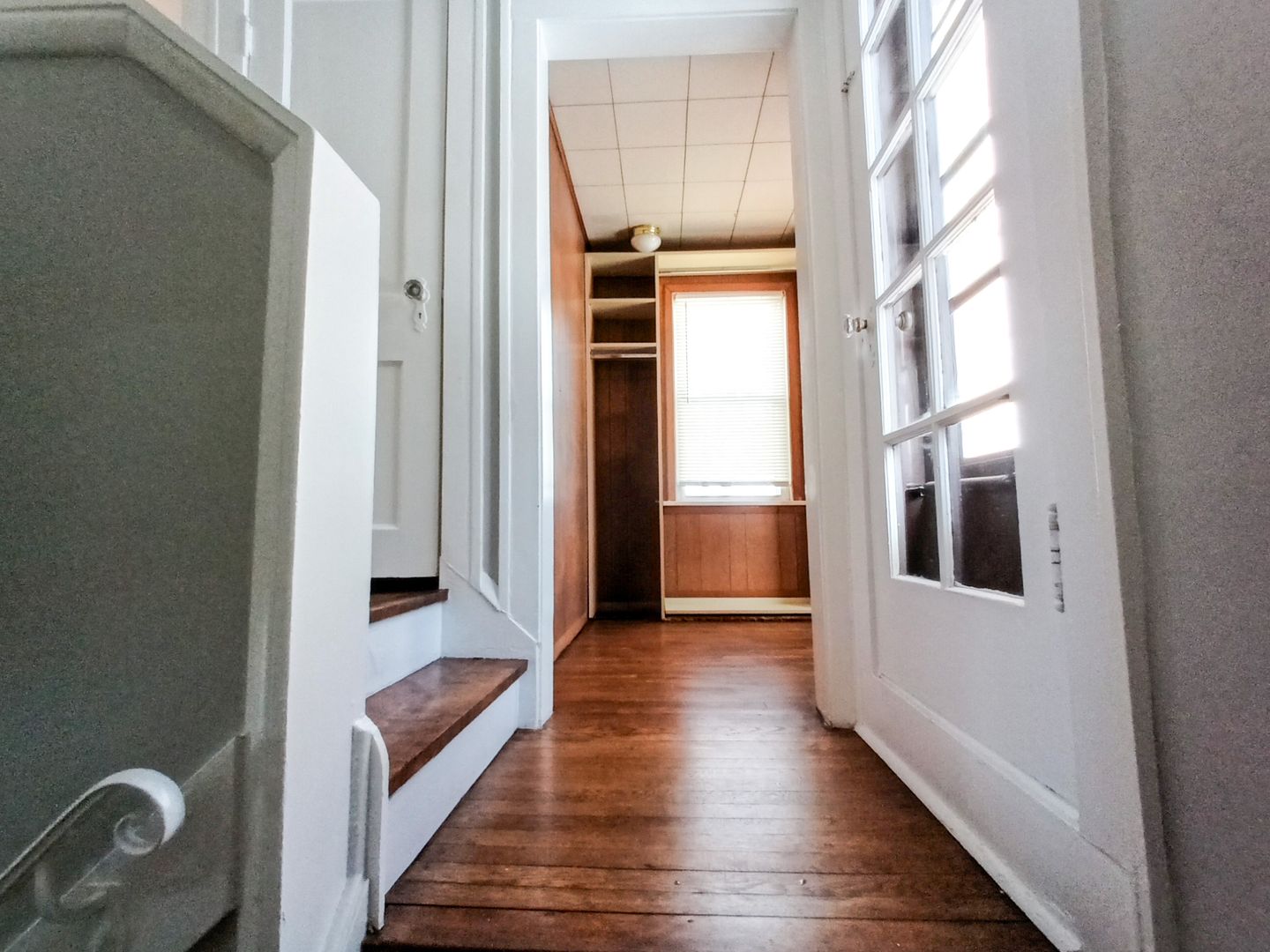 Beautiful Renovated 3 Bedroom, 1.5 Bathroom Colonial in Cleveland Heights, OH! Image