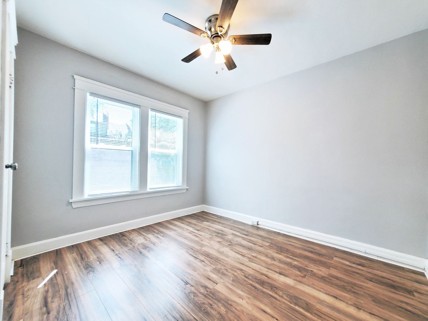 2 Bed – 1 Bath 1st-Floor Duplex Unit for Rent in Cleveland Heights! Image