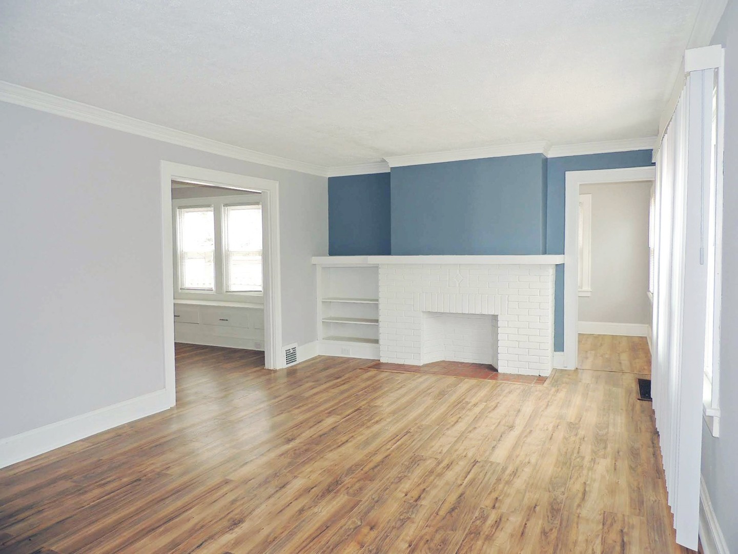 3 Bed – 1 Bath Colonial is available for Rent! Image