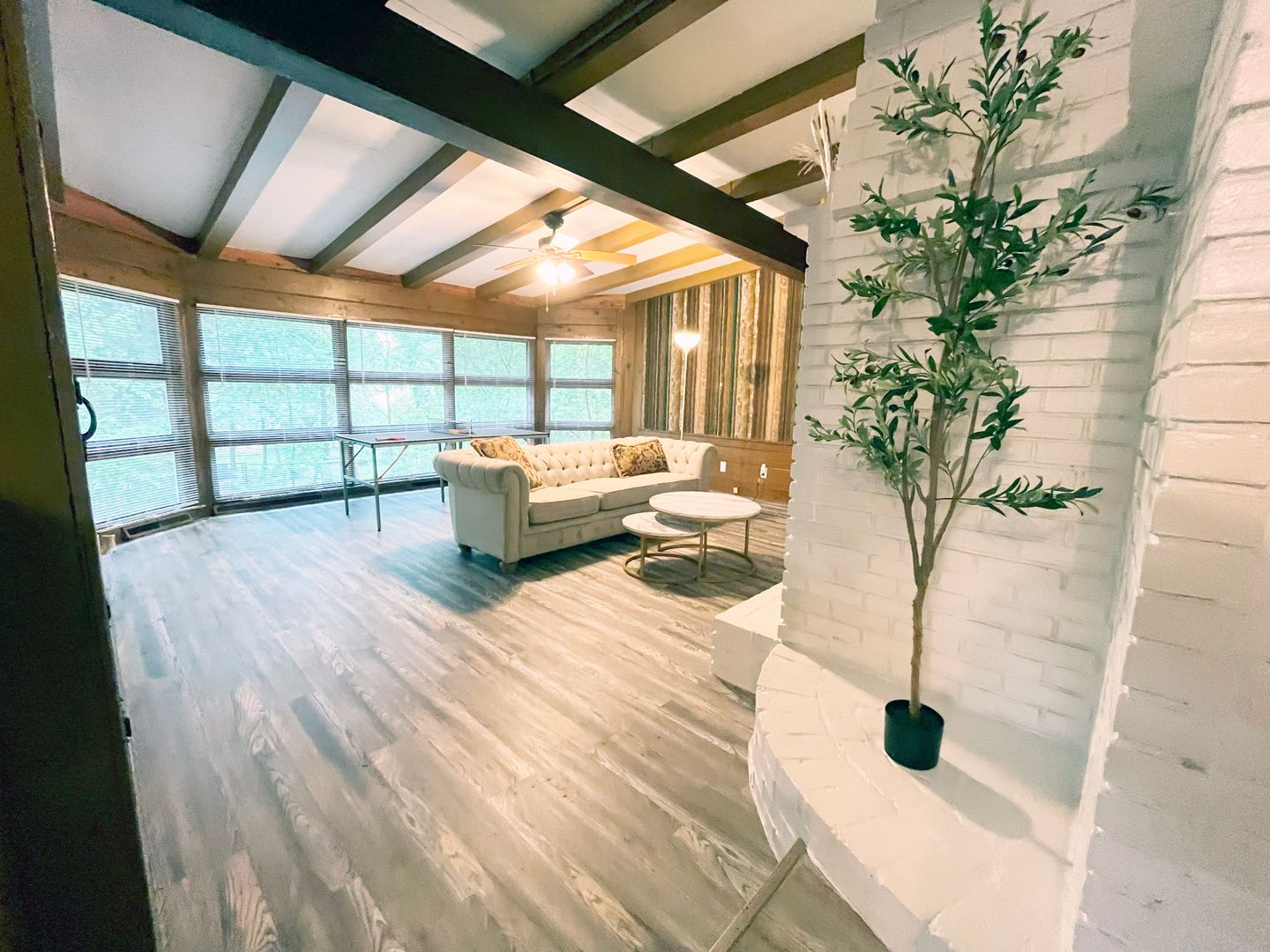 3 Bed – 2.5 Bath Duplex Unit for Rent in Cleveland Heights! Image