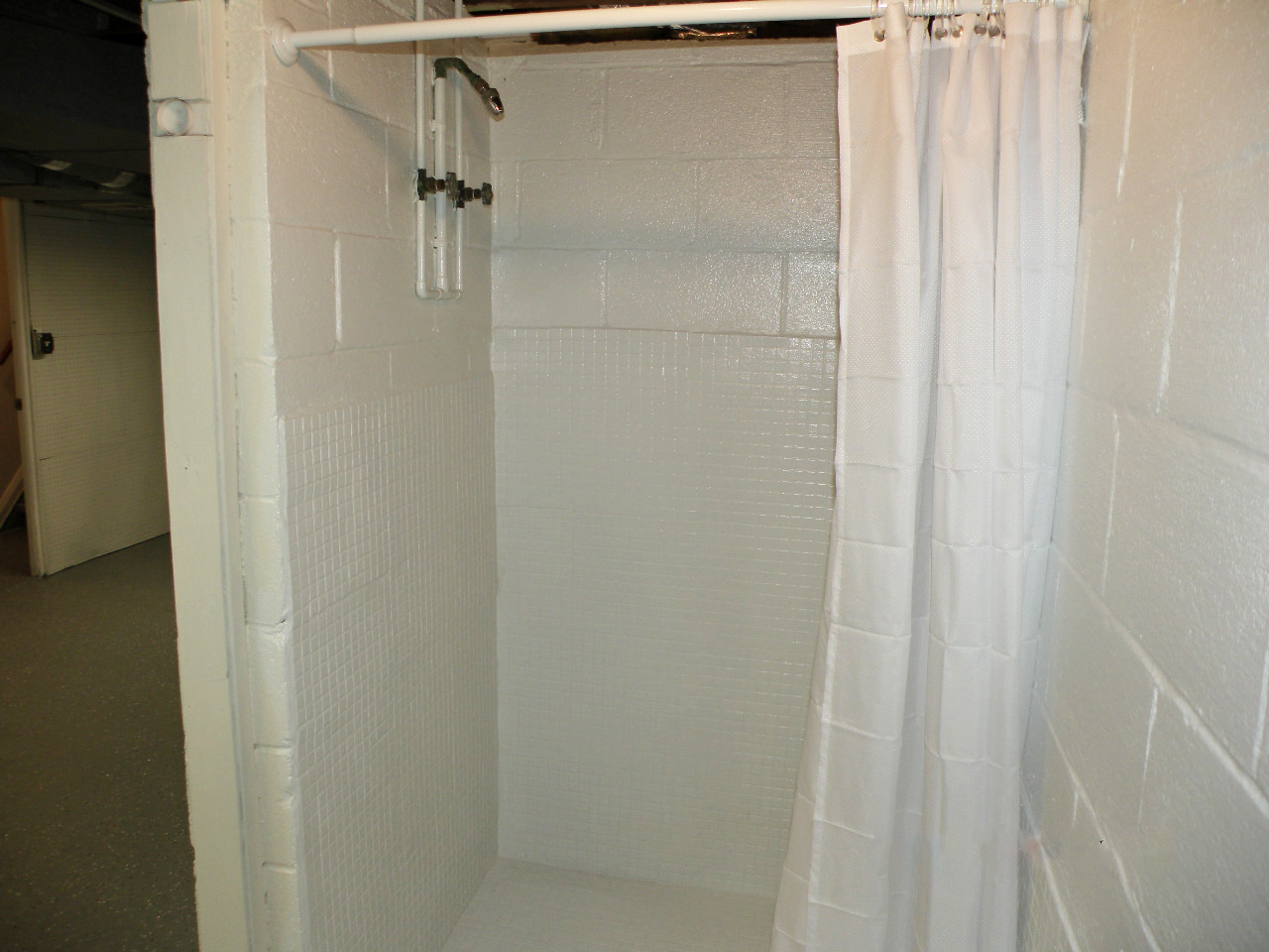 3 Bed – 2 Full Bath Cape Cod for Rent in Euclid! Image