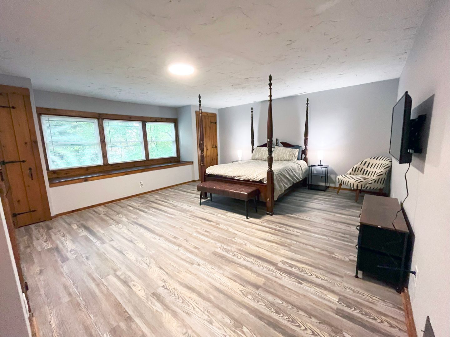 3 Bed – 2.5 Bath Duplex Unit for Rent in Cleveland Heights! Image