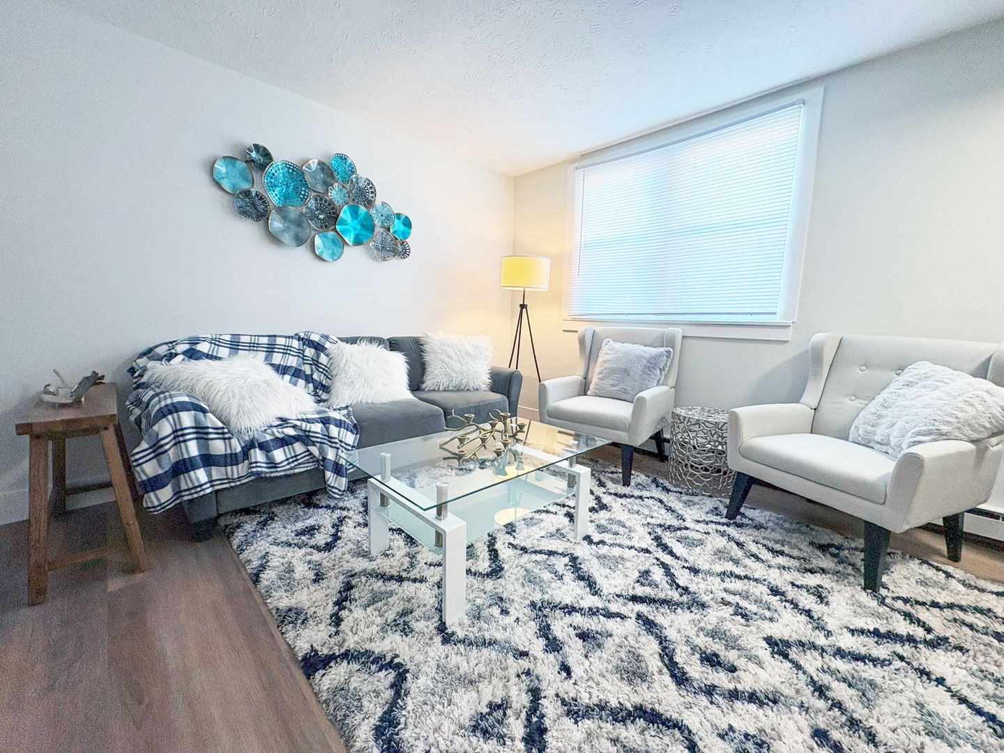 1 Bed and 1 Bath Apartments for Rent in Canton | Newly Renovated Image