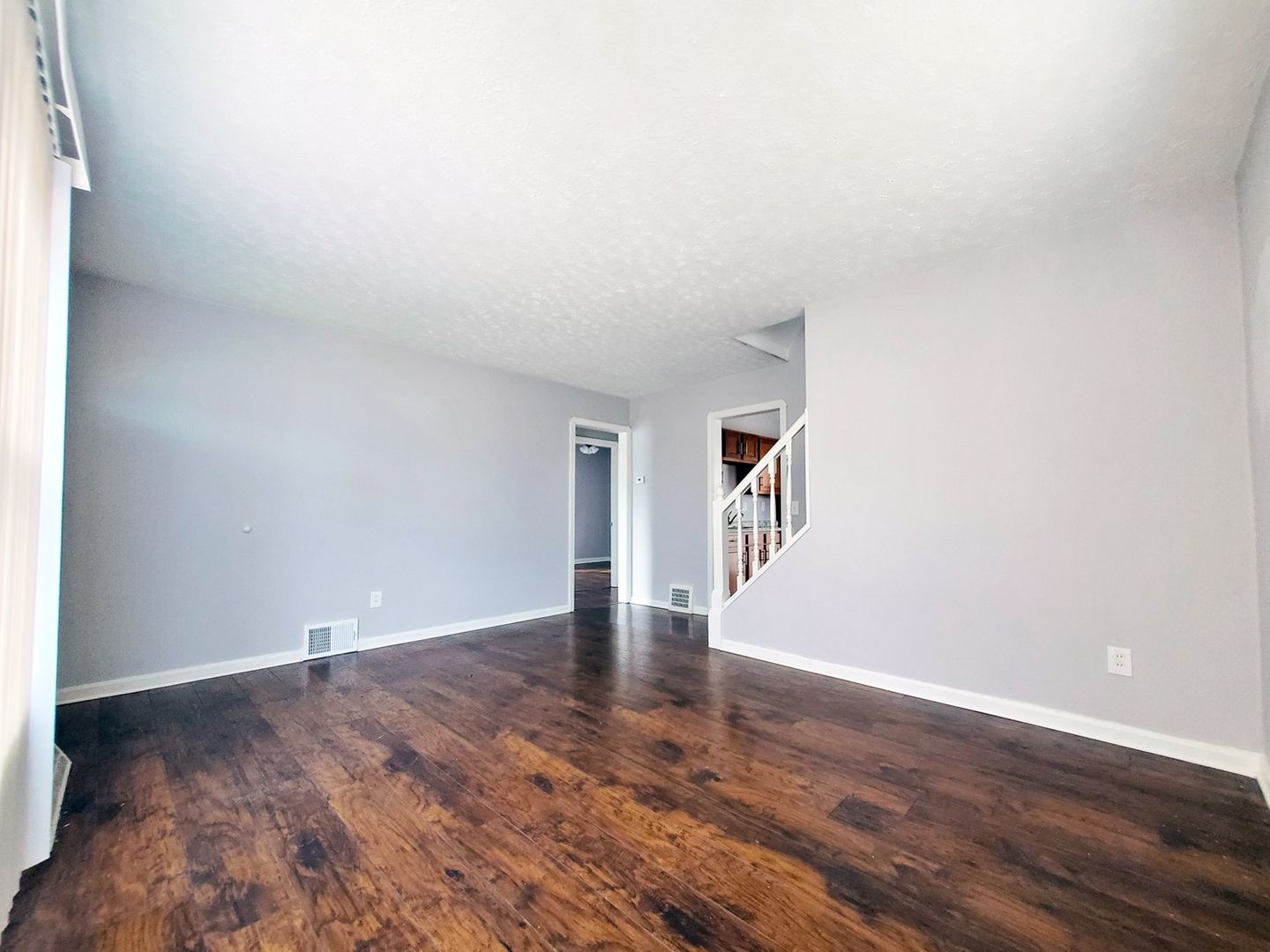 3 Bed – 1.5 Bath Cape Cod for Rent in Willowick! Image