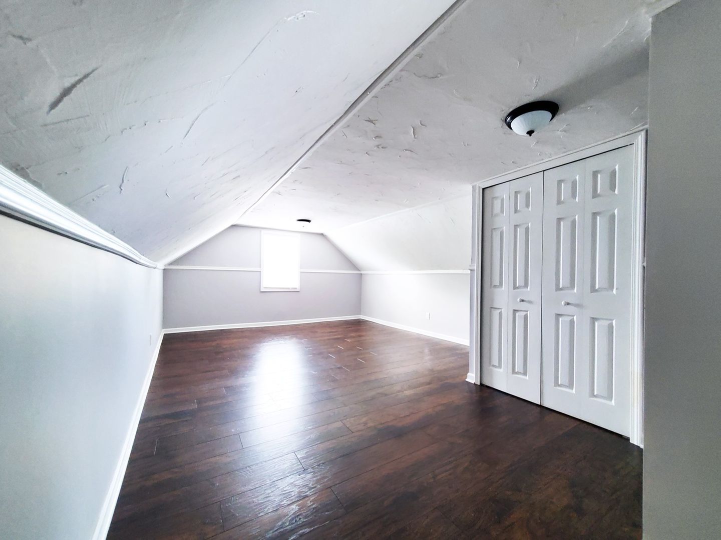 3 Bed – 1.5 Bath Cape Cod for Rent in Willowick! Image