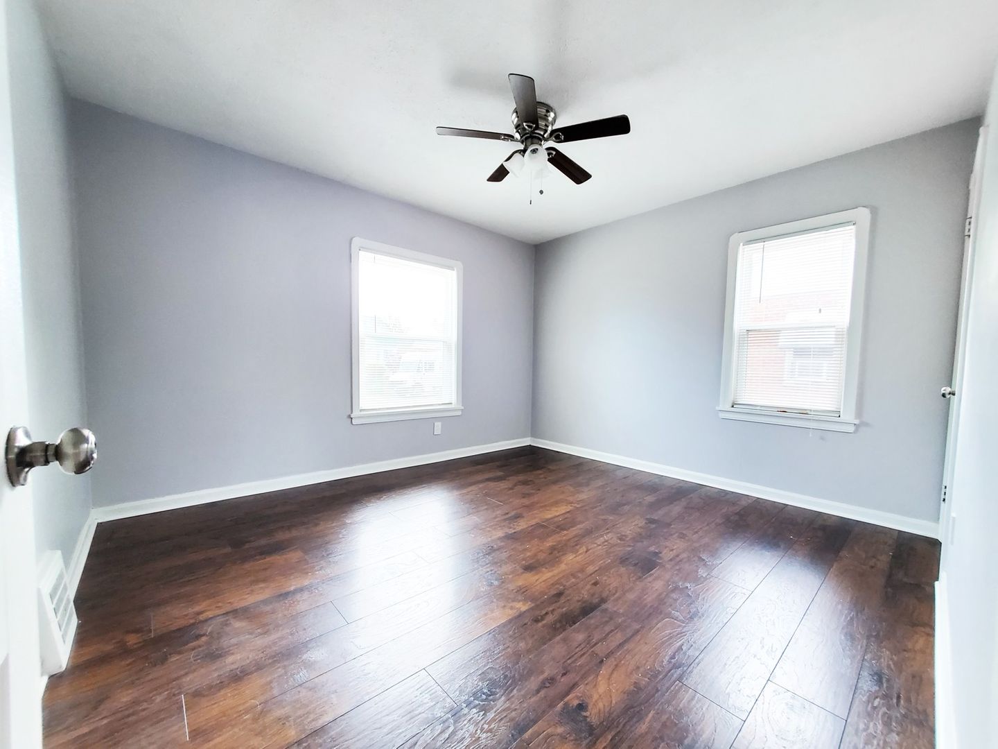 3 Bed – 1.5 Bath Cape Cod for Rent in Willowick! Image