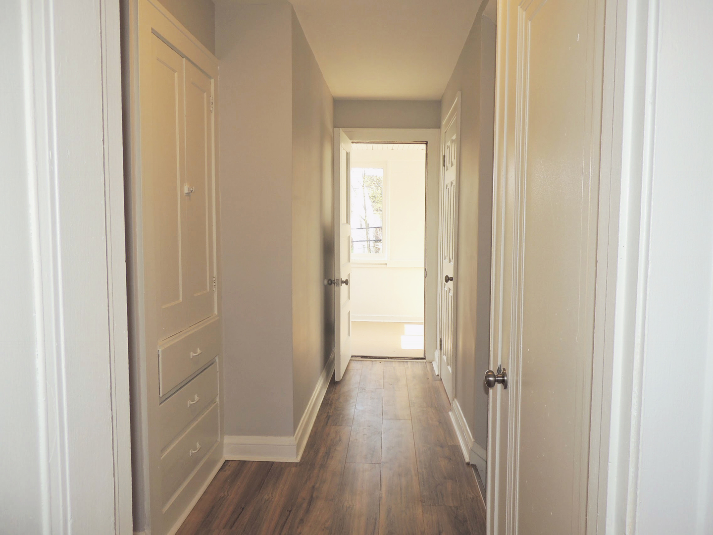 Renovated 3 Bed – 1.5 Bath Colonial for Rent! Image