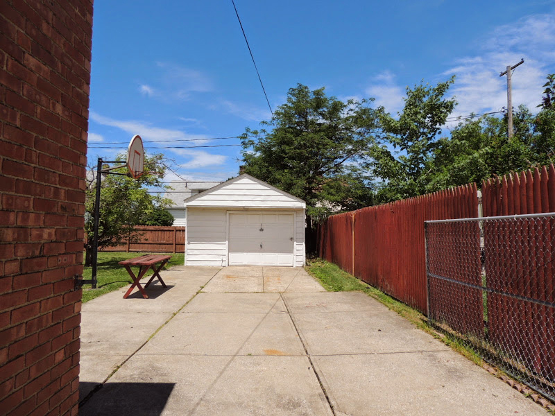 3 Bedroom – 1.5 Bathroom Home for Rent! Image