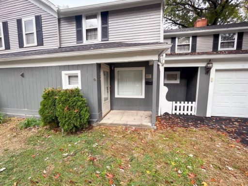 3 Bed – 2.5 Bath Duplex Unit for Rent in Cleveland Heights!