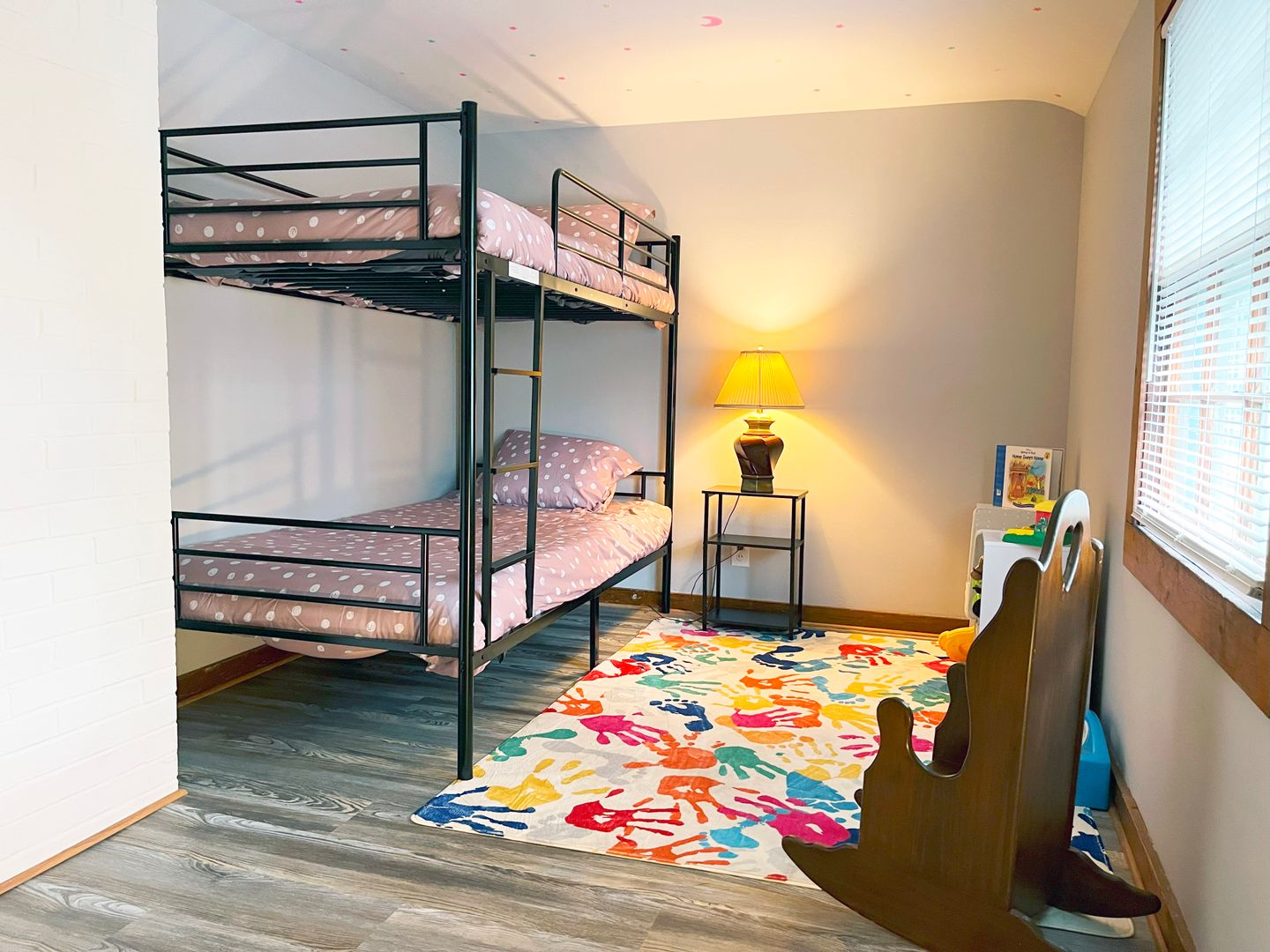 3 Bed – 2.5 Bath Duplex Unit for Rent in Cleveland Heights! Image