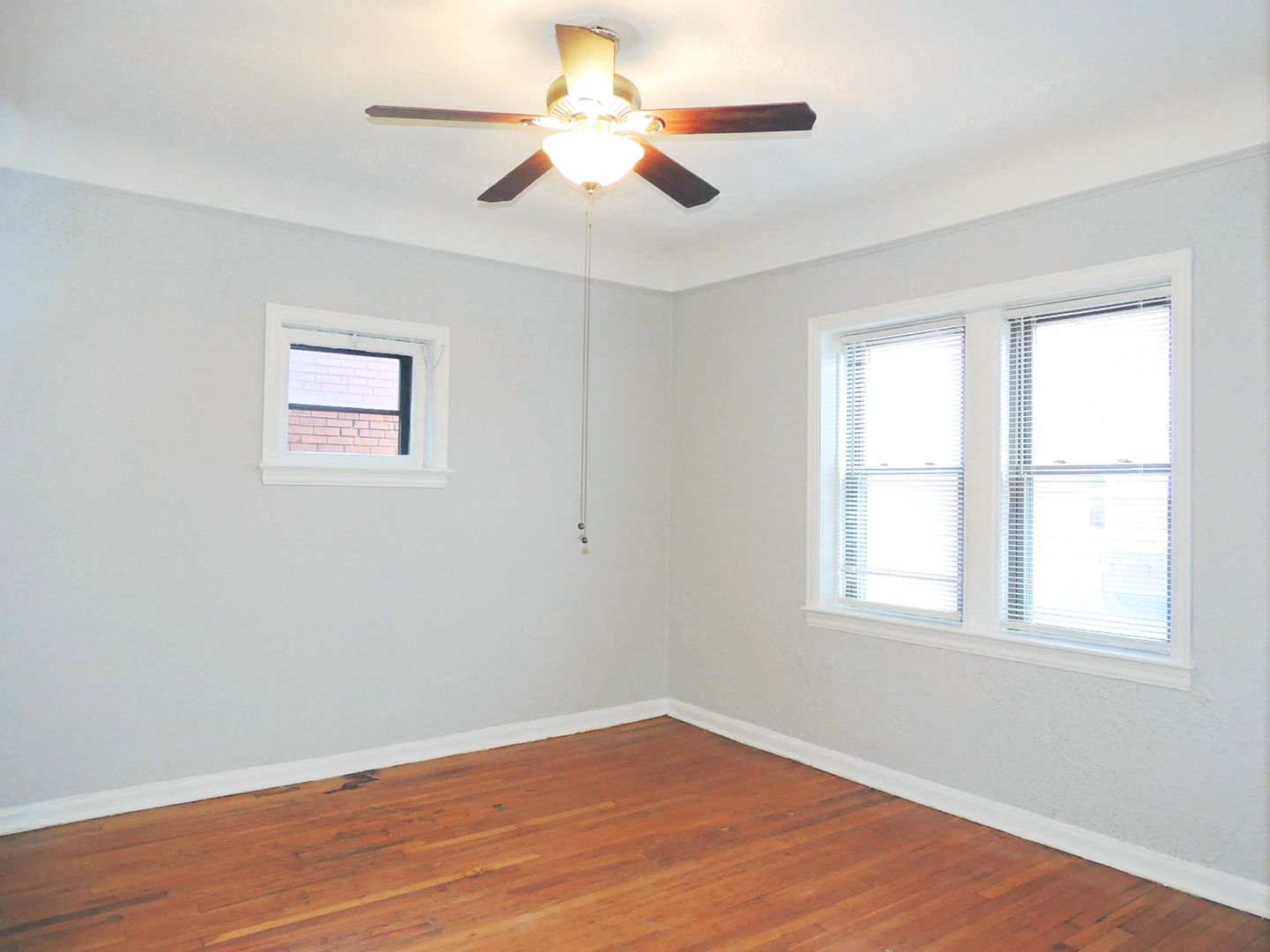 1 and 2-Bed Units for Rent – Prime Cleveland Heights Location! Image