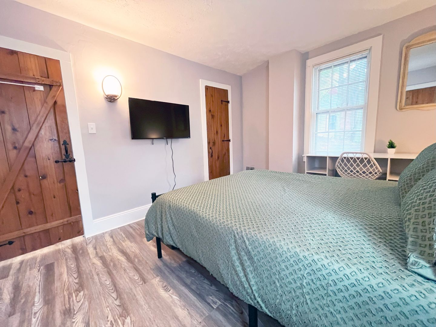 3 Bed – 2.5 Bath Duplex Unit for Rent in Cleveland Heights! Image