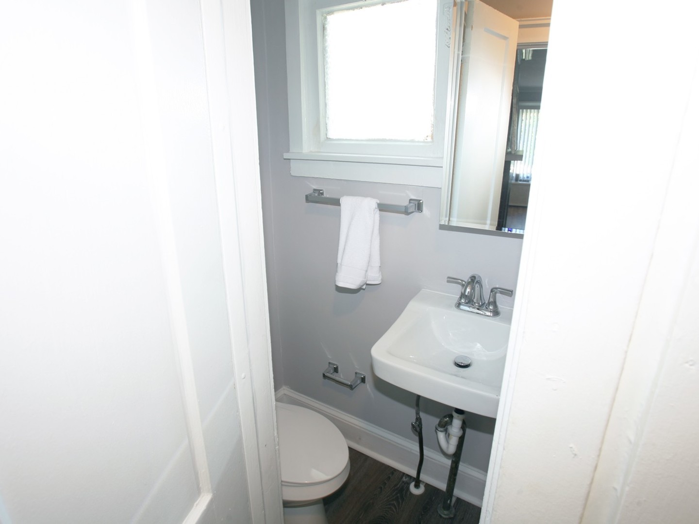 3 Renovated Story 4 Bed – 2.5 Bath Colonial available for Rent Image