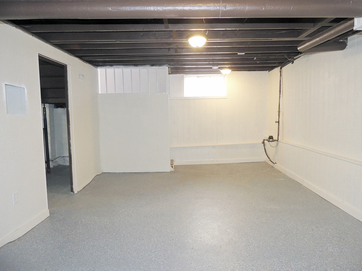 Impressively Renovated 4 Bedroom Cleveland Heights, Ohio Colonial for Rent! Image