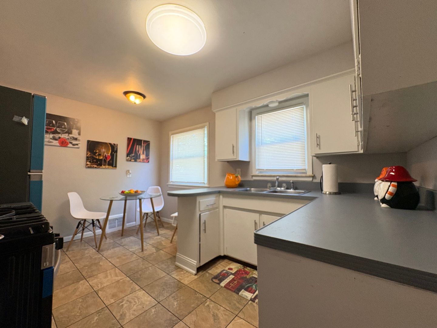 Completely Renovated 3 Bed – 2 Full Bath Cape Cod for Rent! Image