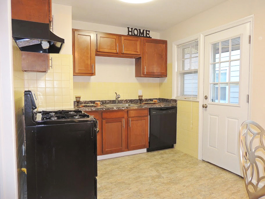 3 Bedroom – 1.5 Bathroom Home for Rent! Image