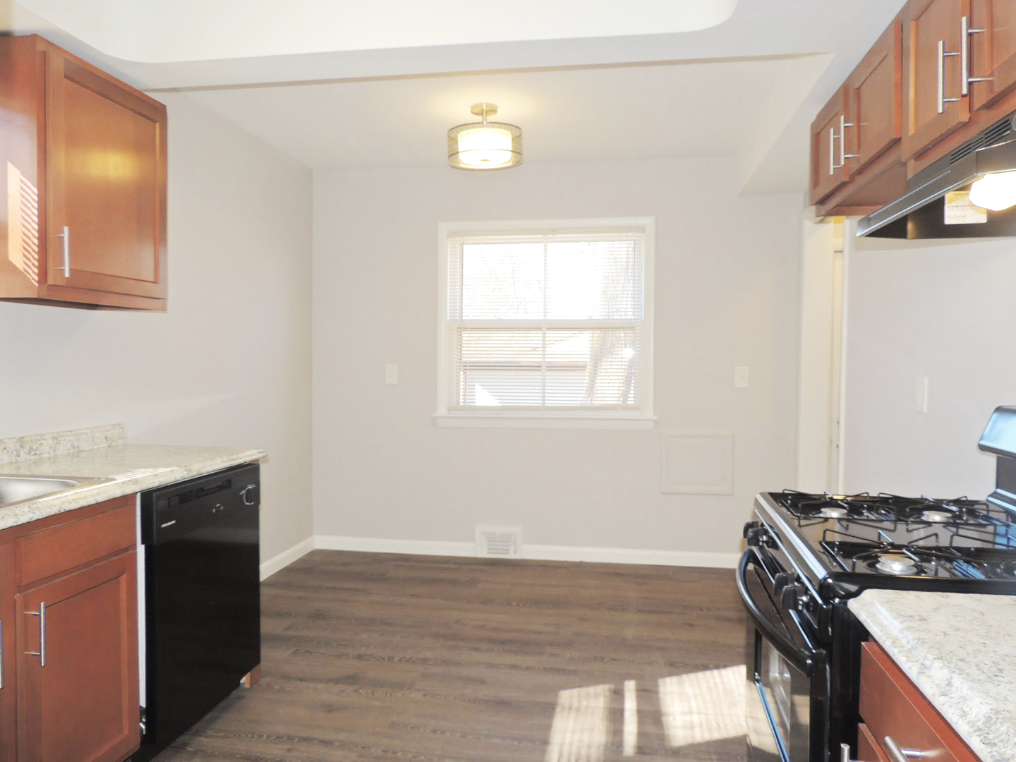 3 Bed – 1 Full Bath Ranch for Rent Image