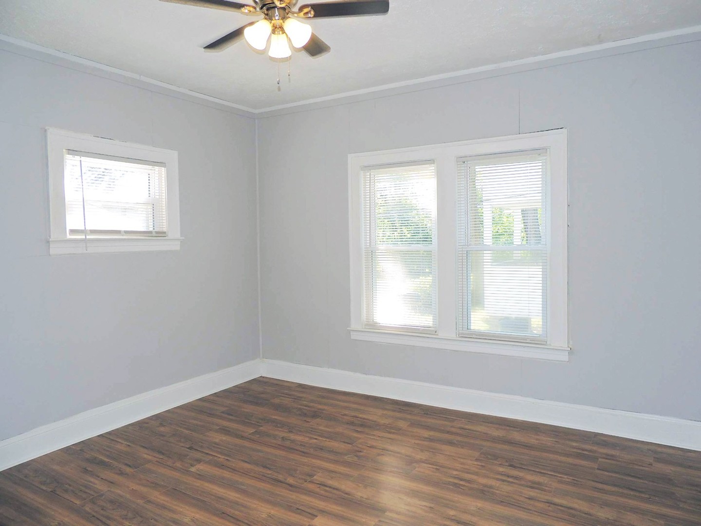 3 Bed – 1 Bath First-Floor Unit for Rent in Shaker Heights! Image