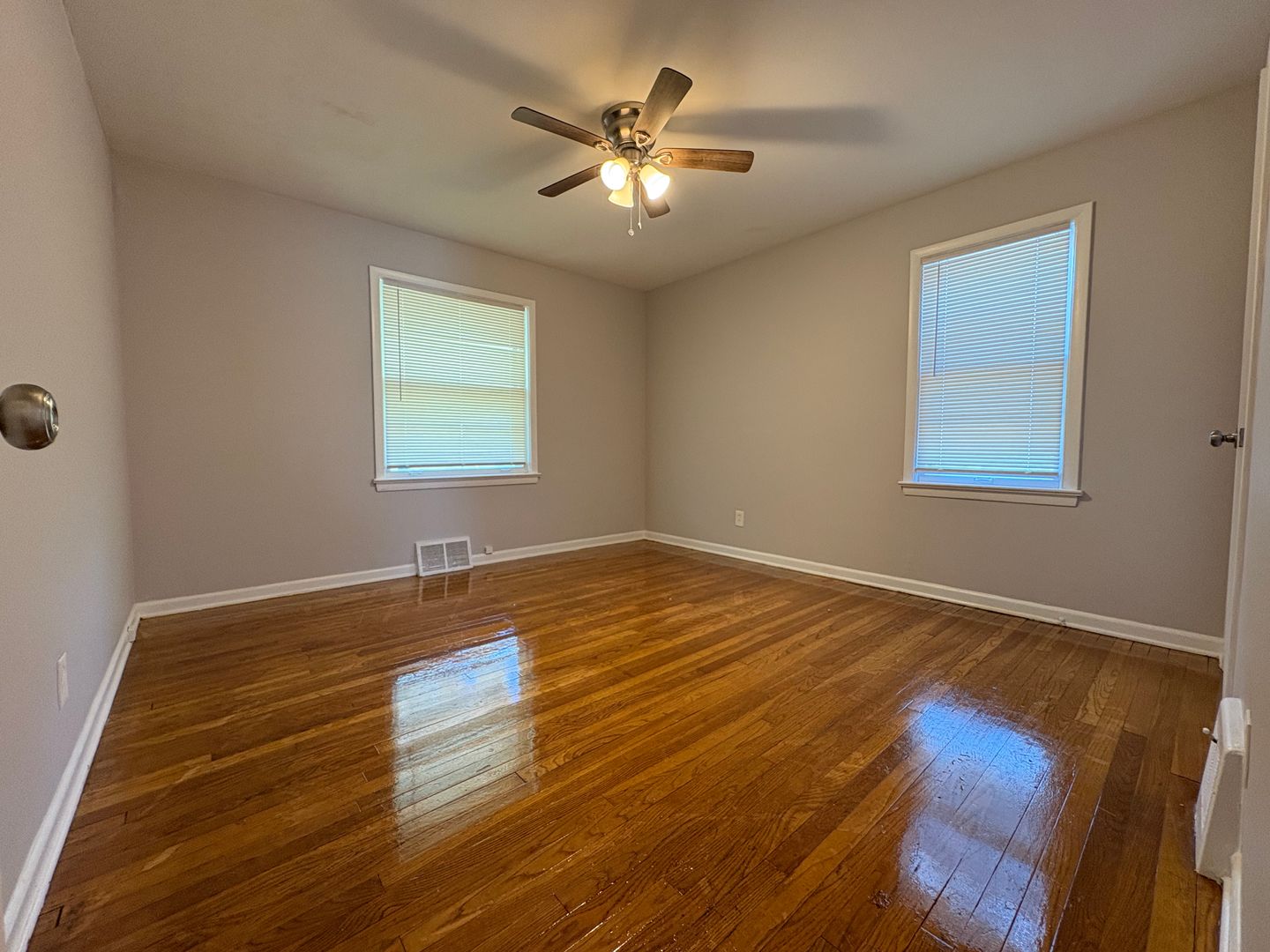 Completely Renovated 3 Bed – 2 Full Bath Cape Cod for Rent! Image