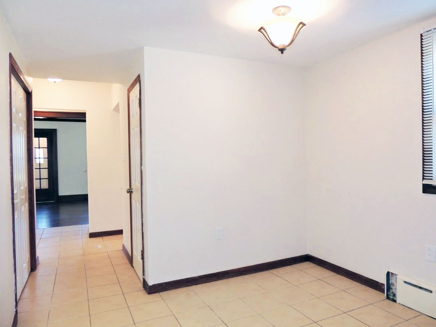 4 Bed – 1.5 Bath Colonial for Rent in Euclid! Image