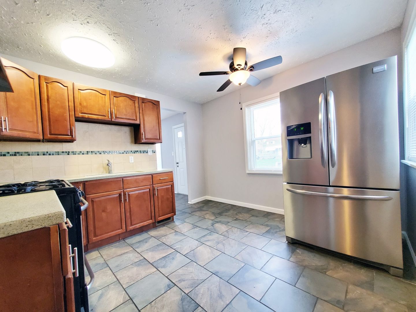 3 Bed – 2 Bath Cape Cod for Rent in Maple Heights! Image