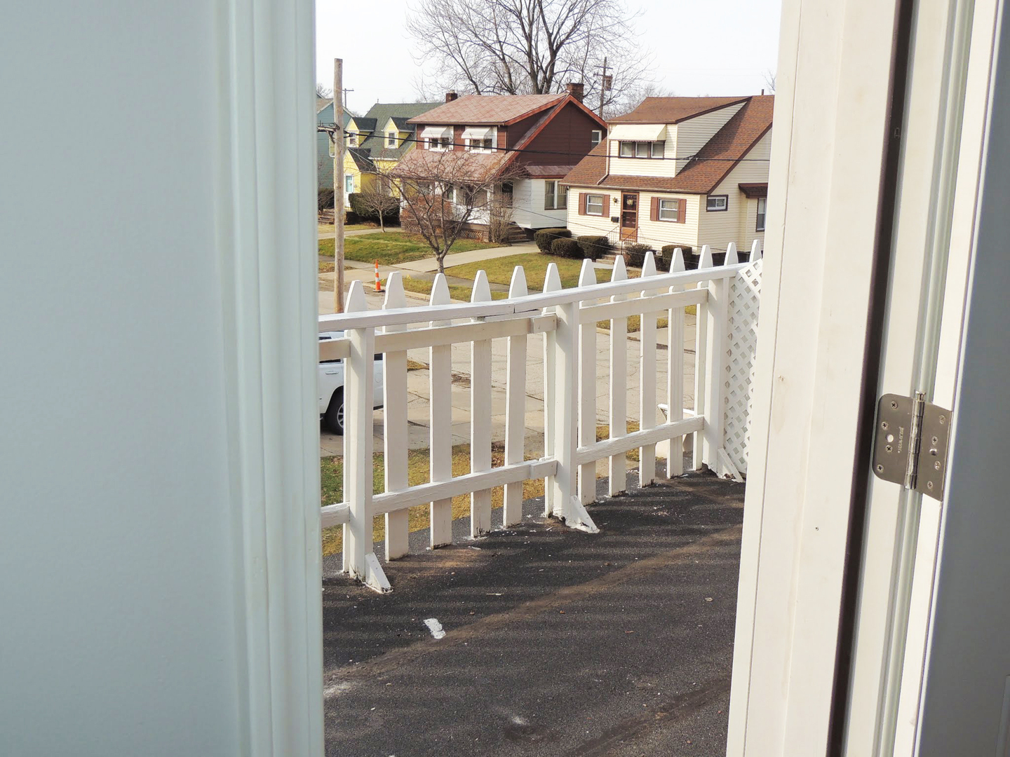 2 Bed – 1 Bath Duplex Unit for Rent in Euclid! Image