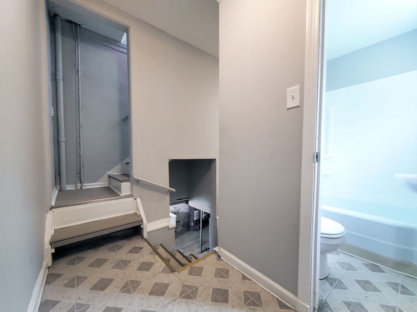 3 Bed – 2 Full Bath Cape Cod for Rent Image