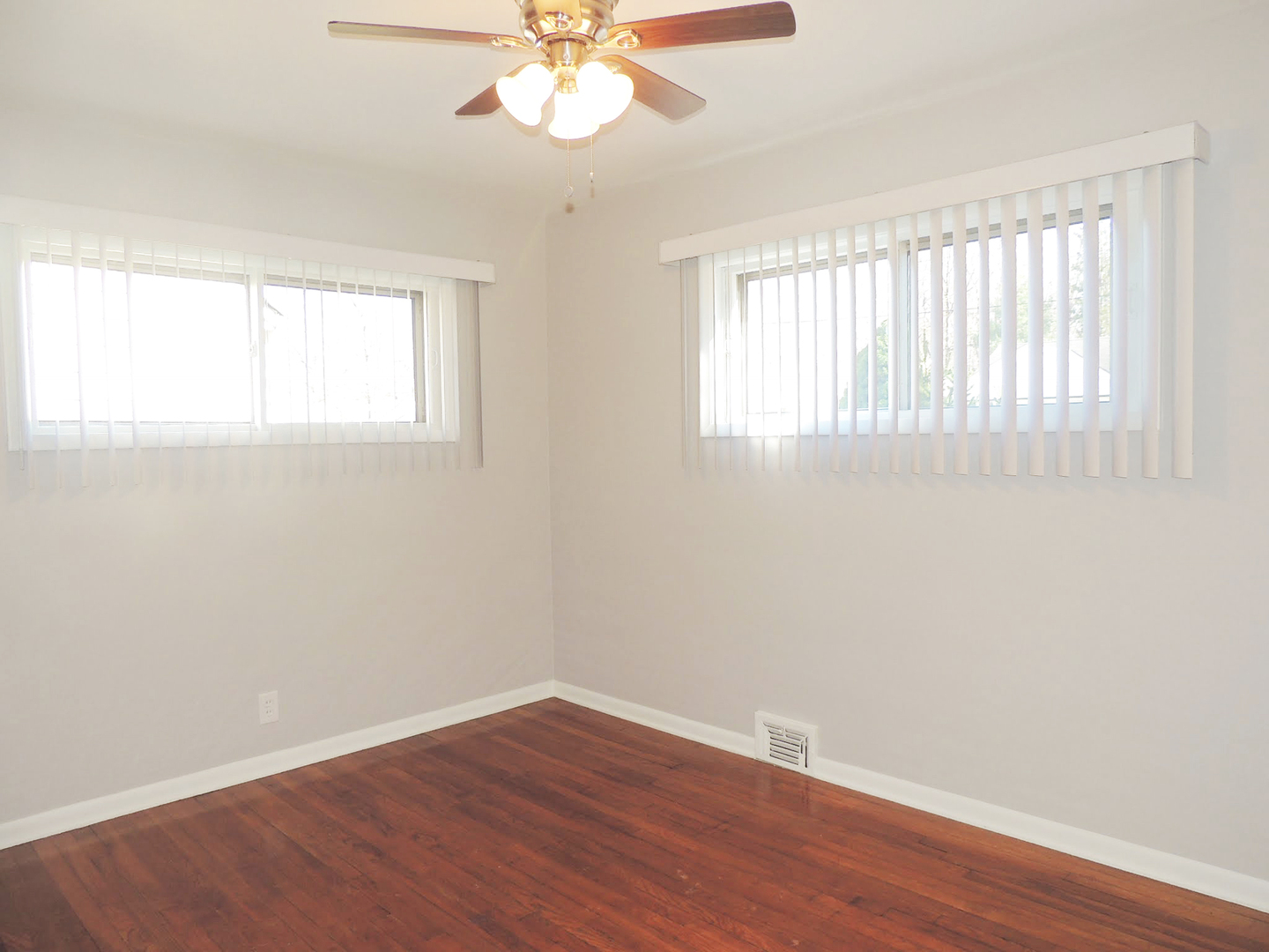 3 Bed – 1 Full Bath Ranch for Rent Image