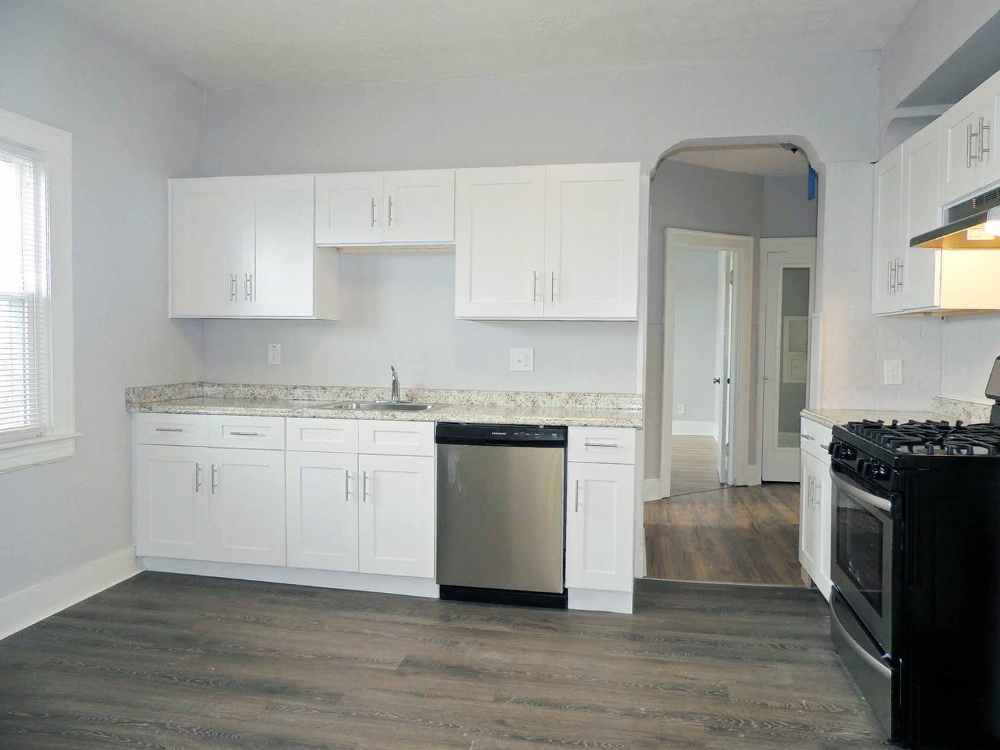 3 Bed – 1 Bath First-Floor Unit for Rent in Shaker Heights! Image