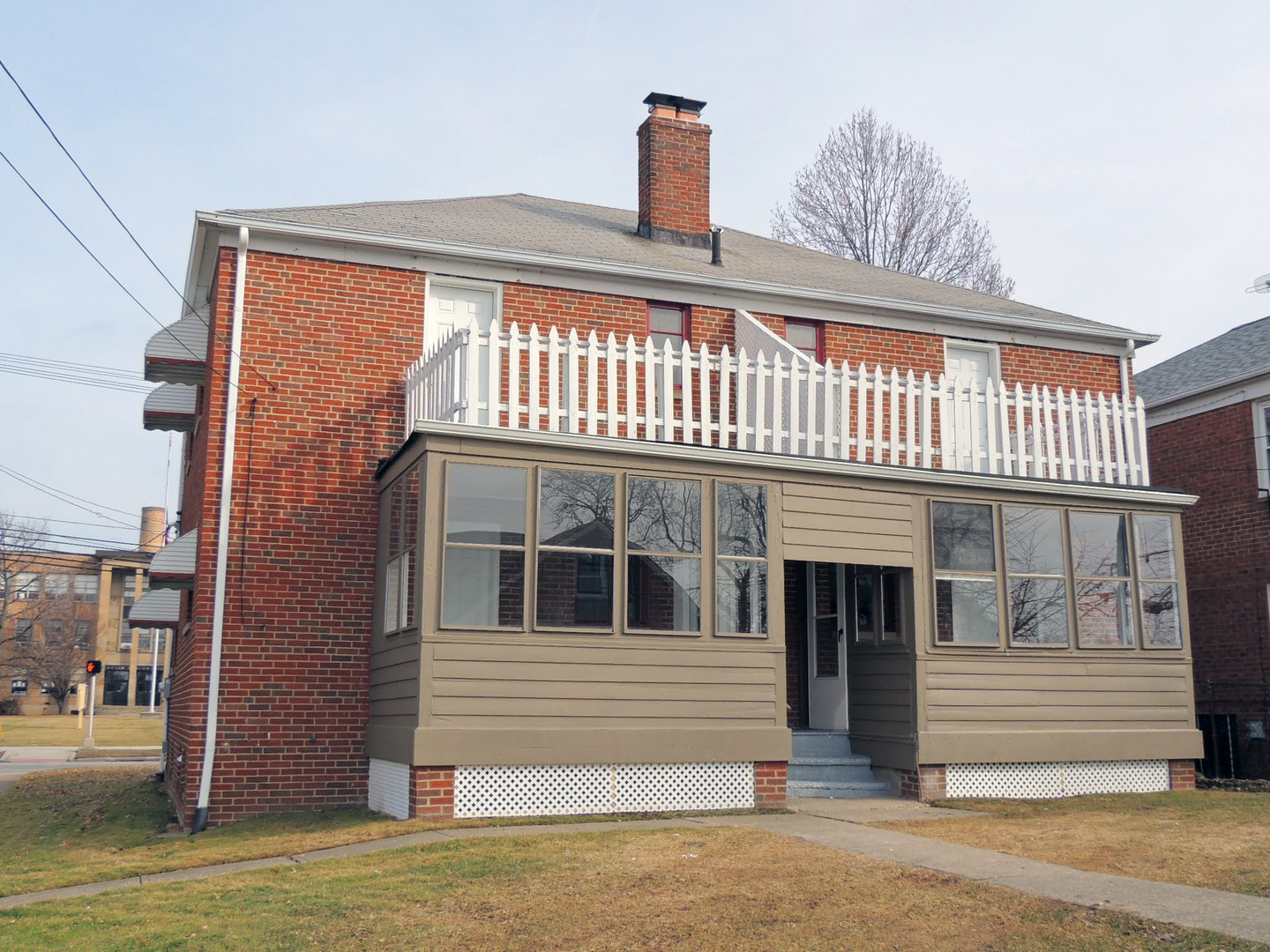 2 Bed – 1 Bath Duplex Unit for Rent in Euclid! Image