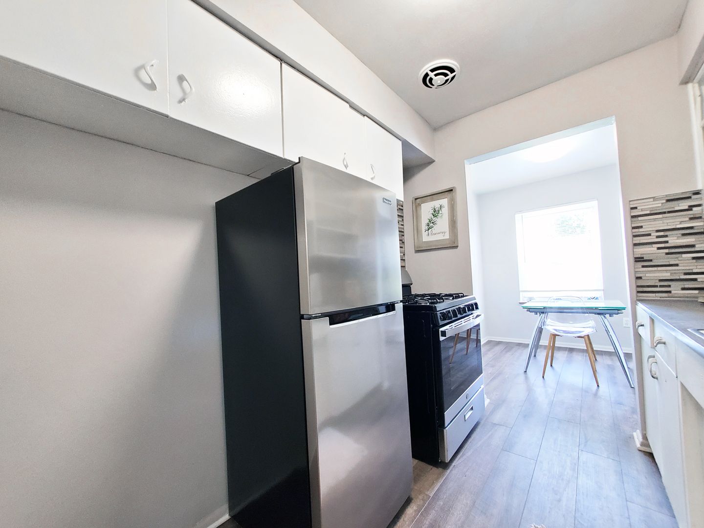 1 Bed – 1 Bath Apartments for Rent in Maple Heights | Spacious & Updated! Image