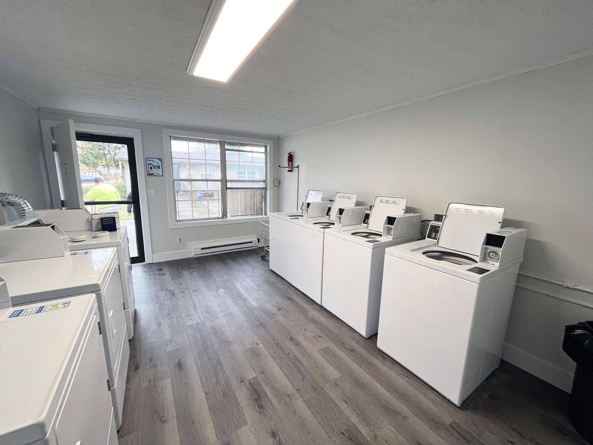 1 Bed and 1 Bath Apartments with In-Unit Laundry for Rent | Entirely Renovated Image