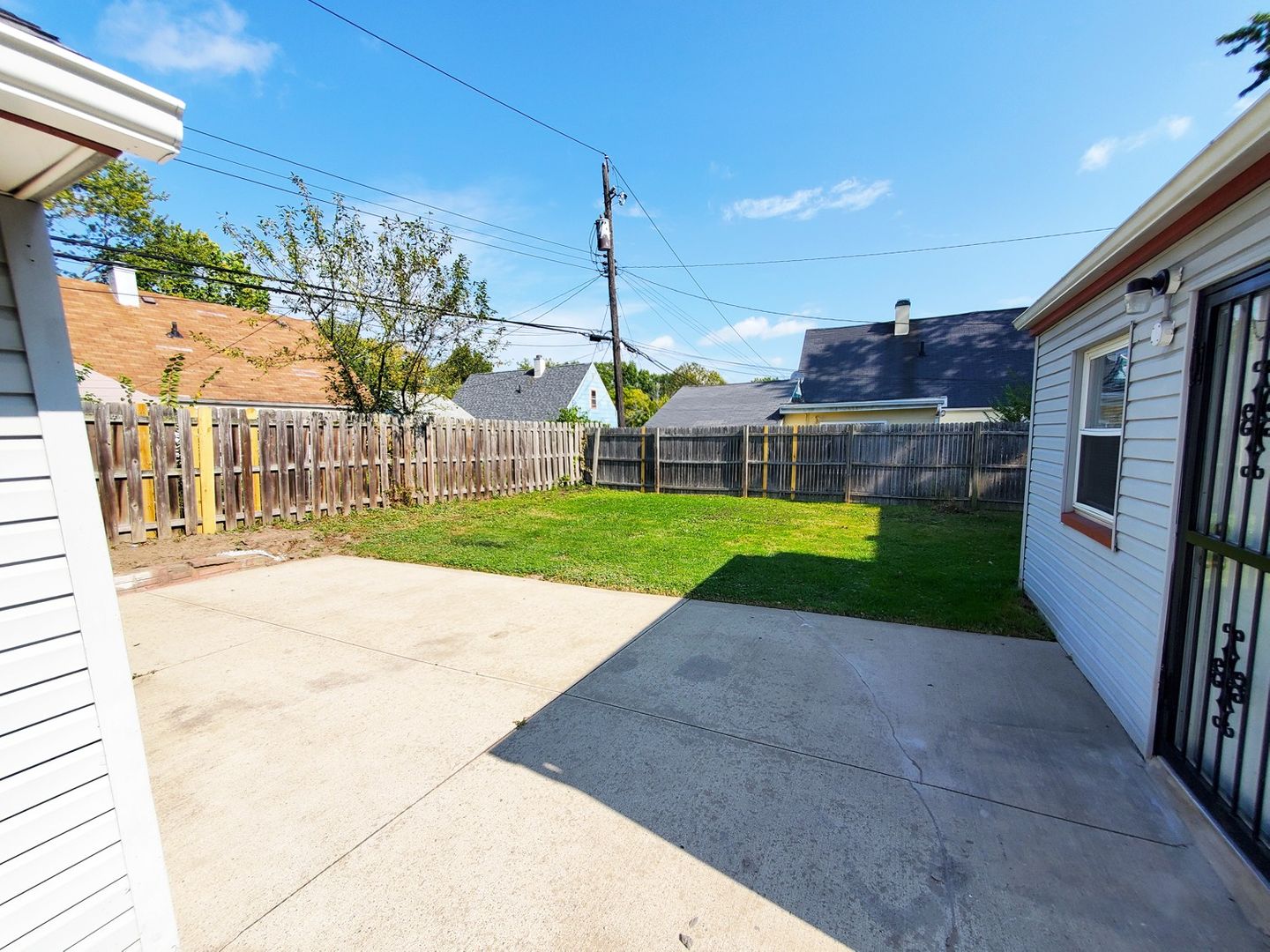 4 Bed – 1 Bath Cape Cod for Rent Image