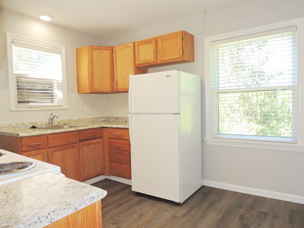 3 Bed – 1 Bath Cape Cod for Rent! Image